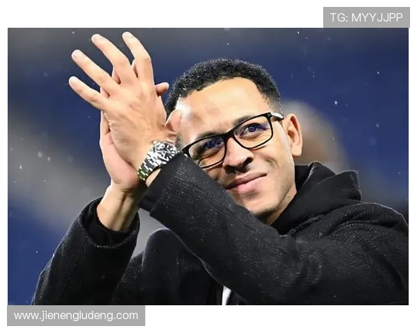 罗塞尼尔：给年轻球员更多上场机会